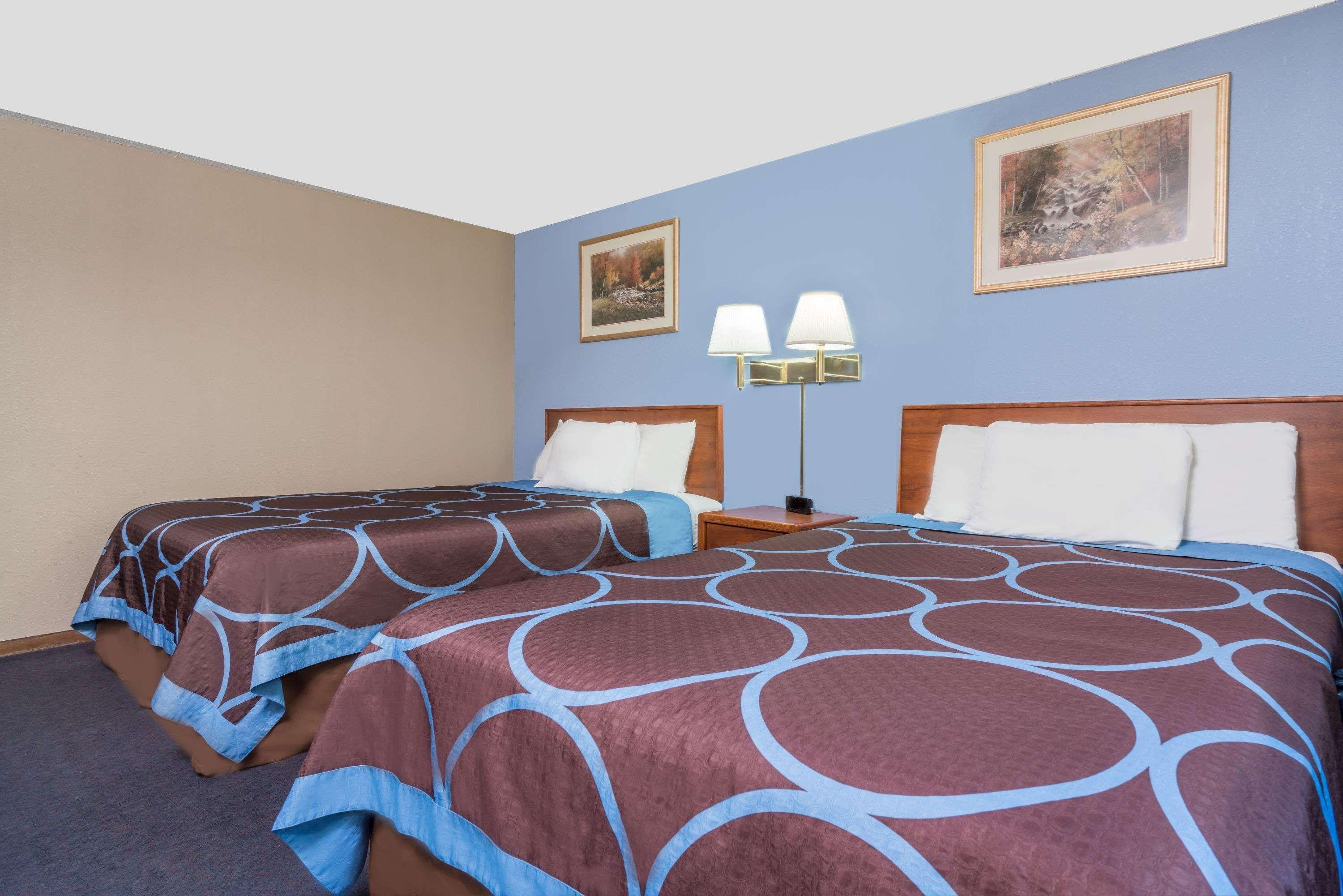 Super 8 By Wyndham Mankato Hotel Exterior foto