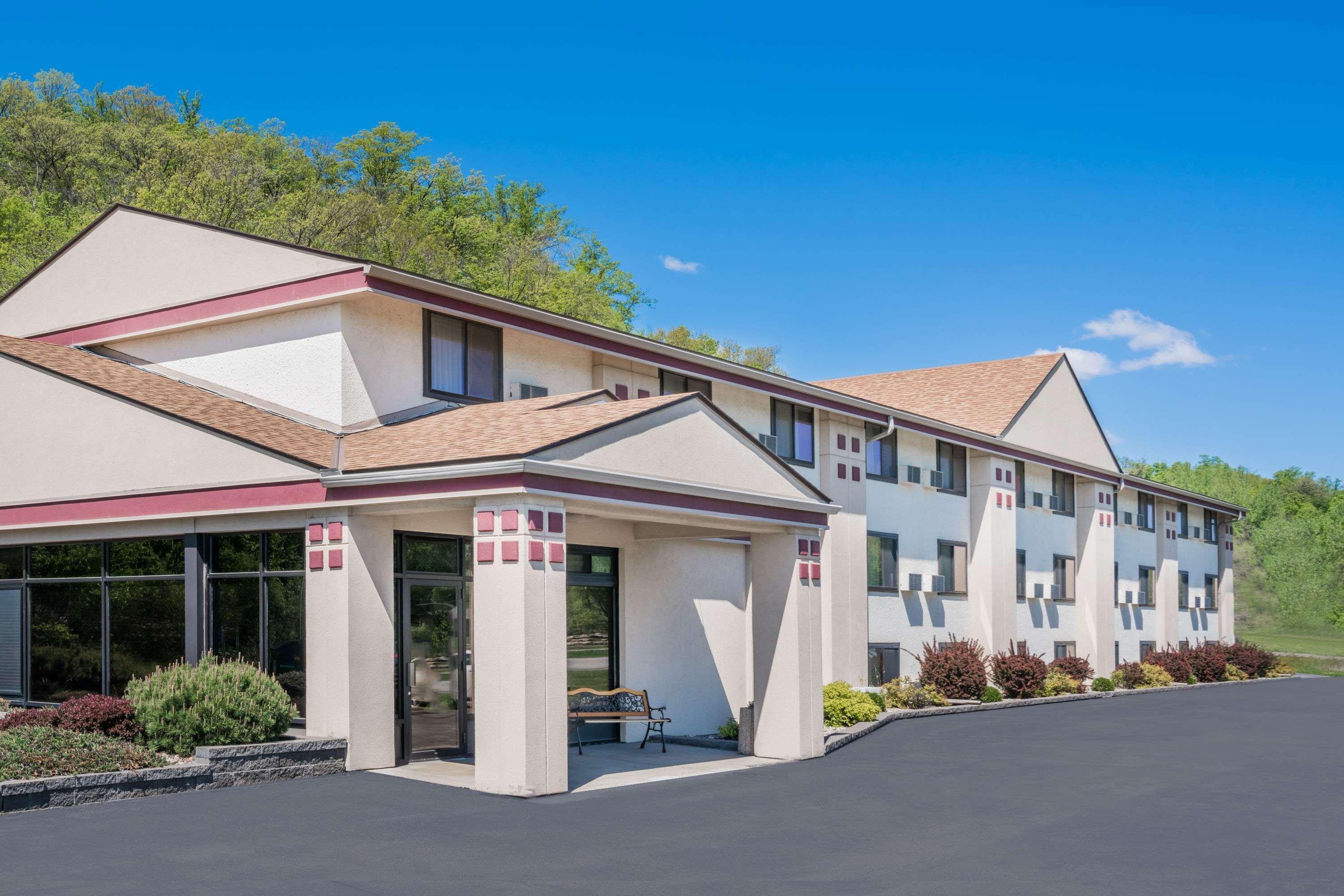 Super 8 By Wyndham Mankato Hotel Exterior foto